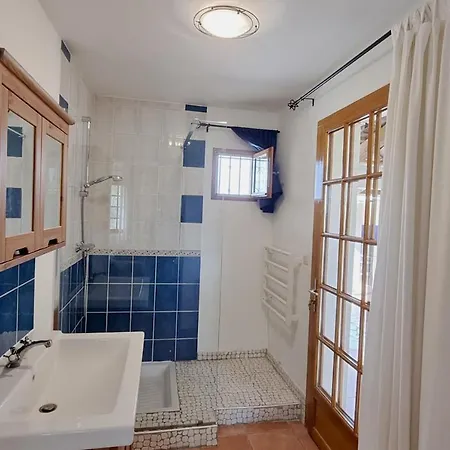 Вилла Le Bariole, Luxury With Heated Pool