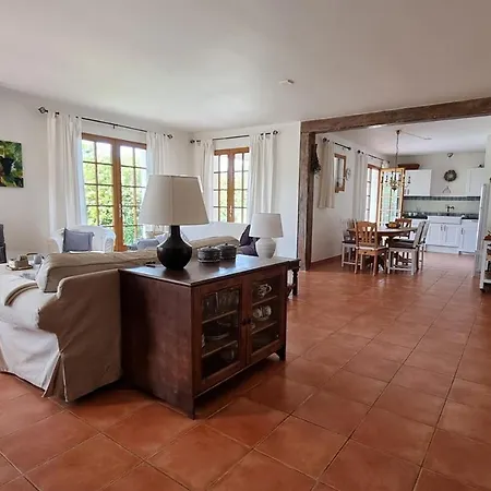 Вилла Le Bariole, Luxury With Heated Pool Cesseras