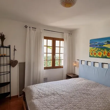 Вилла Le Bariole, Luxury With Heated Pool